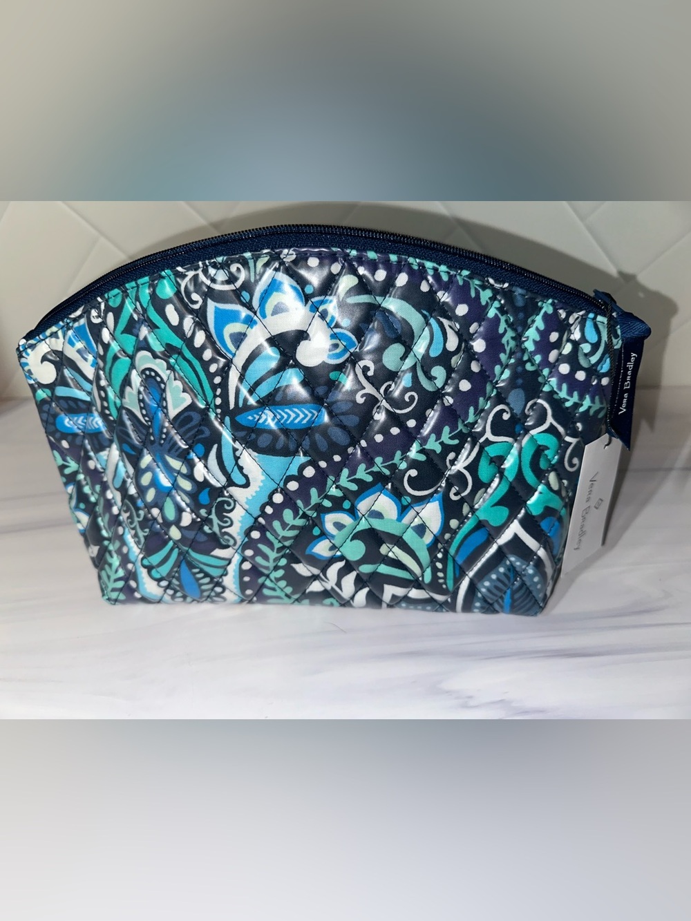 Vera Bradley Grand Travel Cosmetic Blue Island Medallion NEW